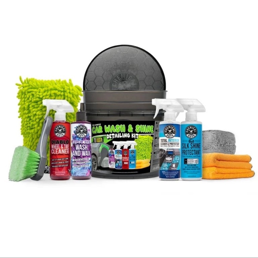 Chemical Guys Ultimate Car Wash & Shine Detailing Kit (11 Items NWT